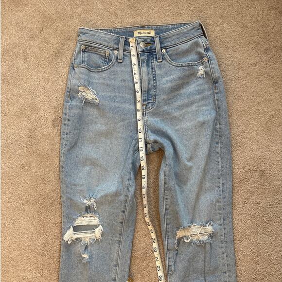 Madewell The Curvy Mom Jean Size 26 Light Wash Straight Distressed High Rise - Picture 7 of 8